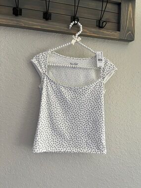 Brandy Melville White Top with Small Gray Floral Print
